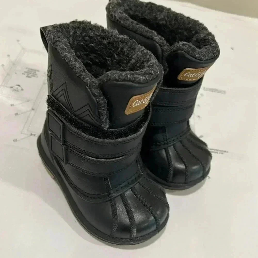 Cat & Jack boots - Picture 3 of 7